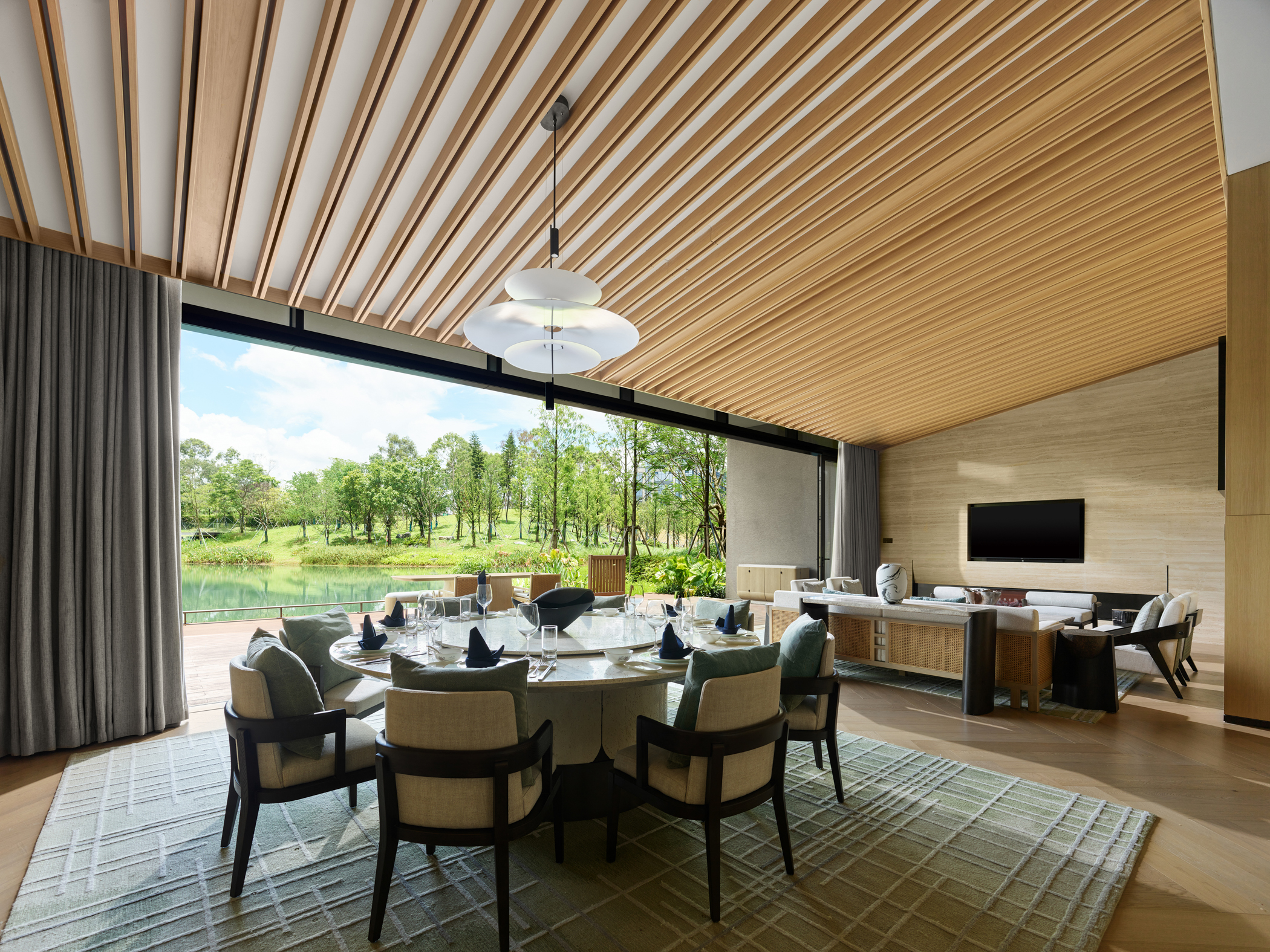 BTCNDS-Presidential Villa - Living Room - Dining Table